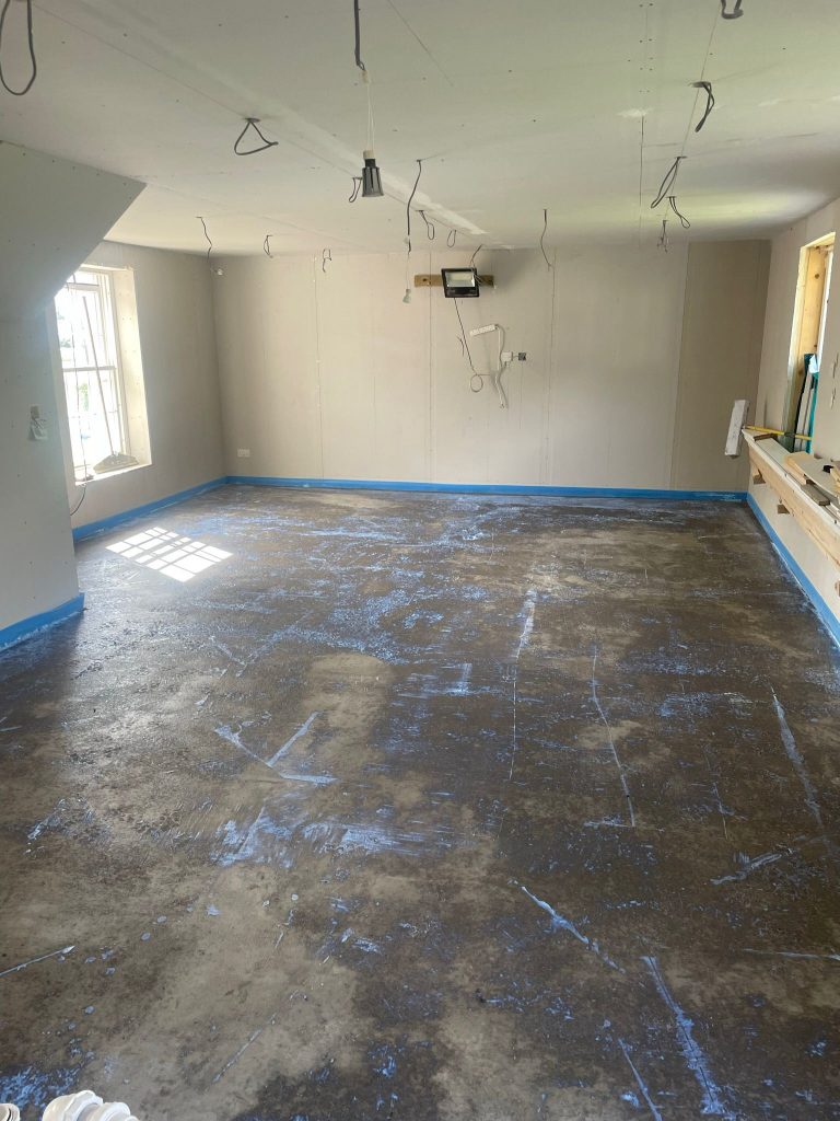 Fife industrial top self levelling screed