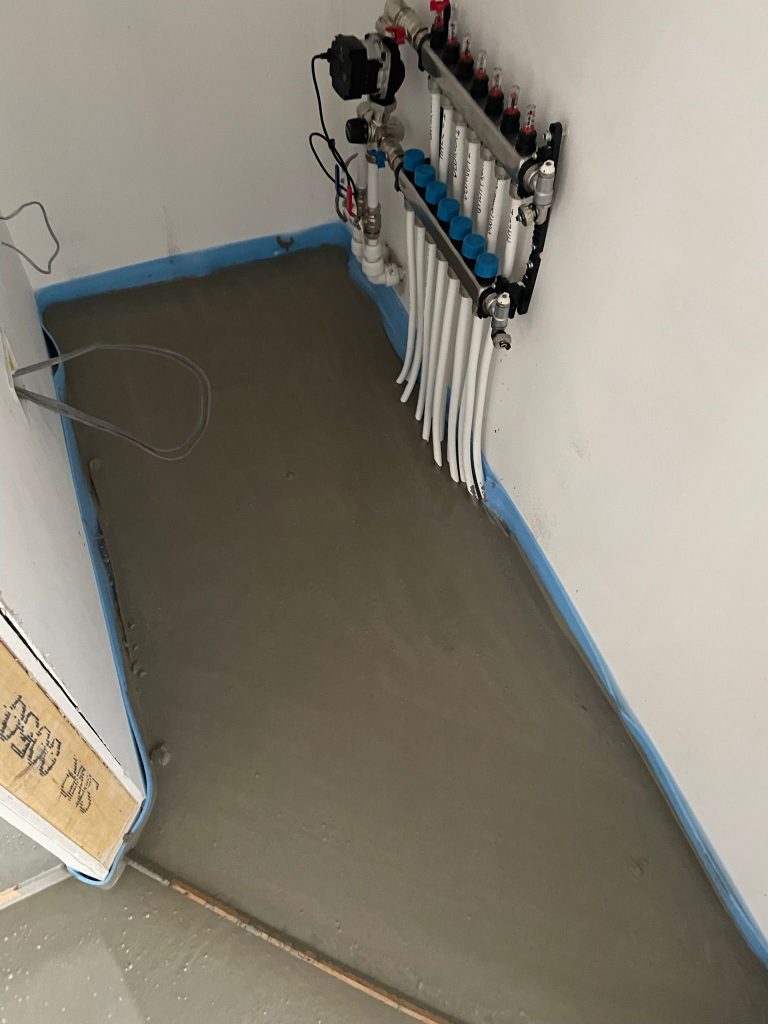 Cemfloor pour in Glasgow for private client